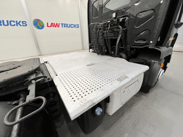 DAF LF 260 4×2 Rest Cab Tractor Unit