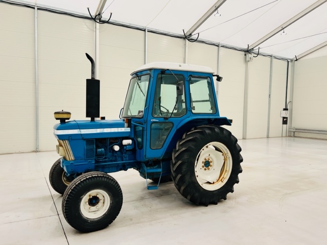 Ford 7610 Tractor