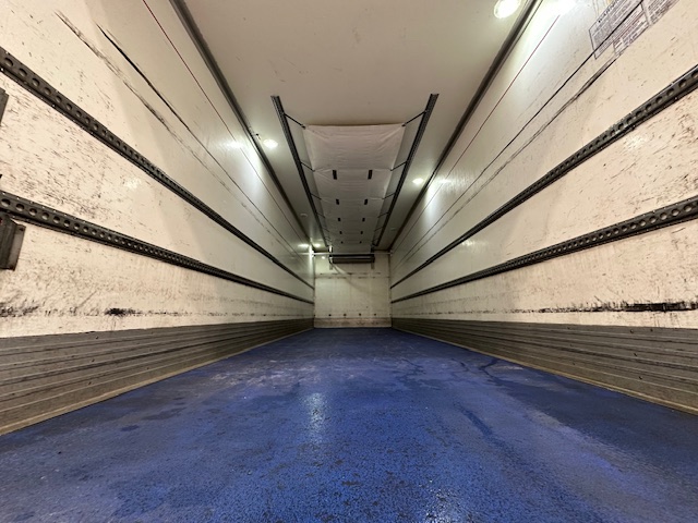 Scania P250 4×2 Sleeper Cab Fridge Box