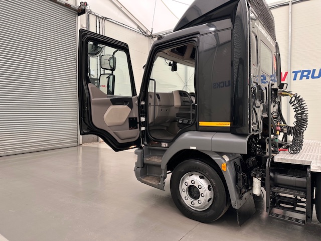 DAF LF 260 4×2 Rest Cab Tractor Unit