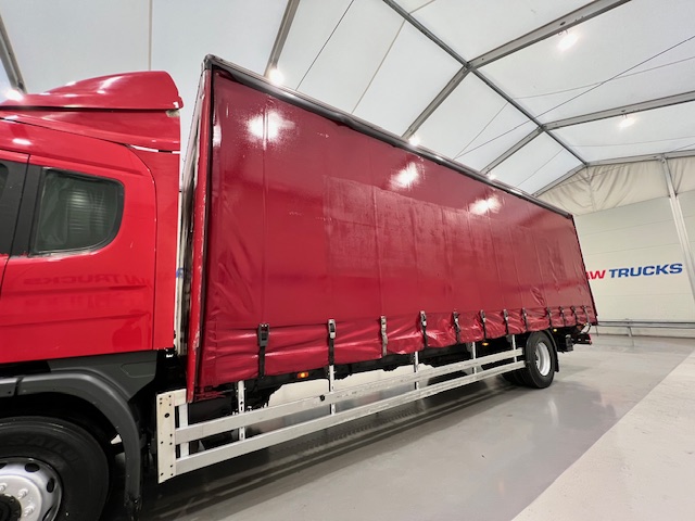 Scania P230 4×2 Sleeper Cab Curtainsider