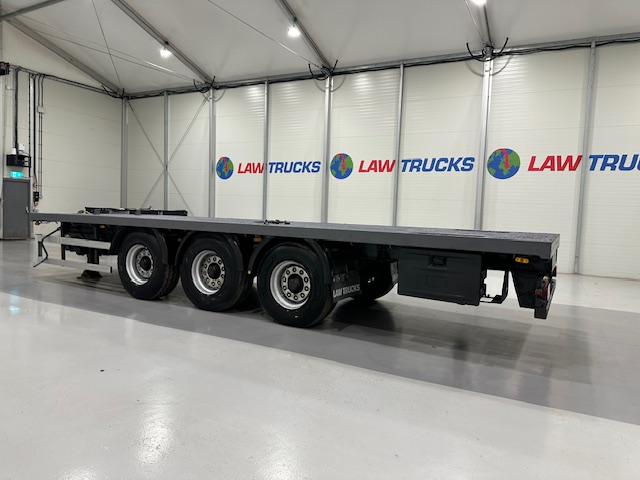 Weightlifter Tri Axle Flatbed Drawbar Trailer
