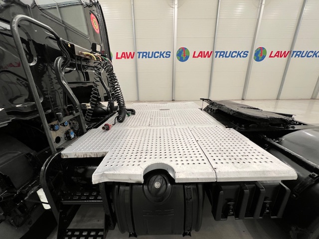 DAF LF 260 4×2 Rest Cab Tractor Unit