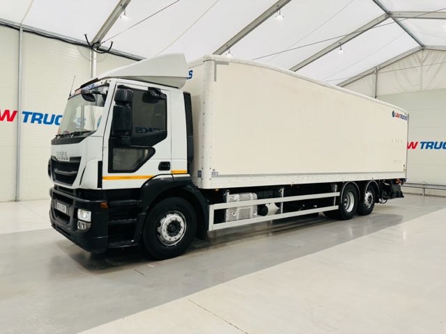 Iveco Stralis 310 AT 6×2 Box Van