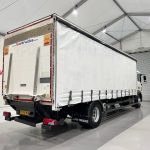 MAN TGM 18.250 4×2 Sleeper Cab Curtainsider - thumbnail