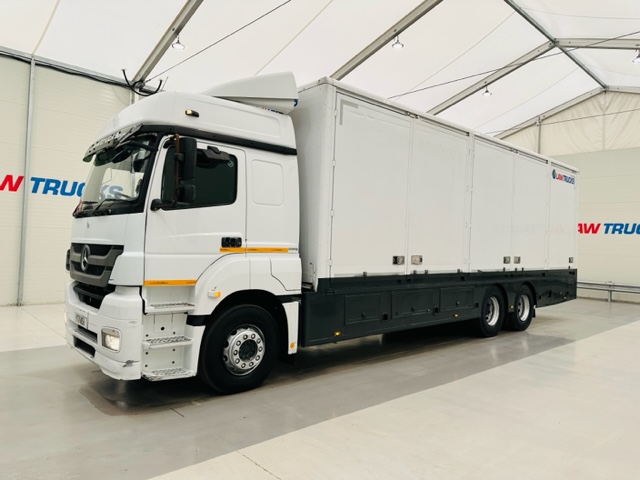 Mercedes 2543 6×2 10 Tyre Rear Lift Sleeper Cab Box Van