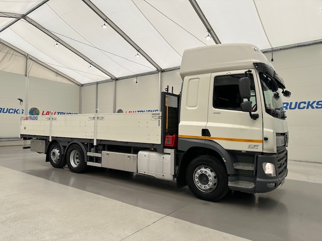 DAF CF 440 6×2 Sleeper Cab Dropside Drawbar Spec