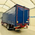 Mercedes Actros 1824 Day Cab Curtainsider - thumbnail