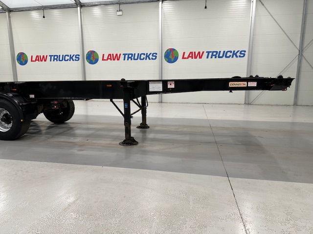 Dennison Tri Axle Sliding Skeletal Trailer BPW
