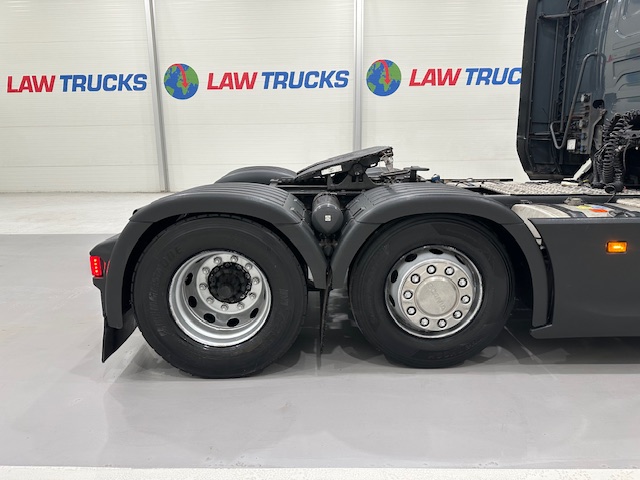 Scania R450 6×2 Midlift Highline Tractor Unit