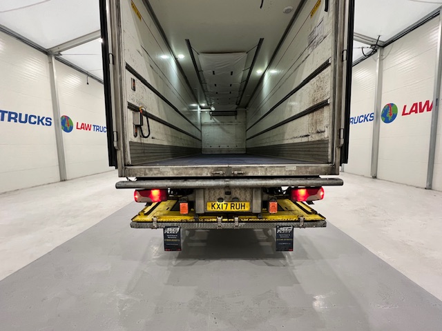Scania P250 4×2 Sleeper Cab Fridge Box
