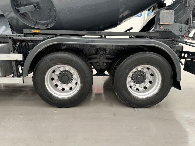 DAF CF 370 6×4 Day Cab Concrete Mixer