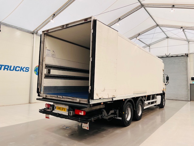 DAF CF 330 6×2 Rear Lift Fridge Box