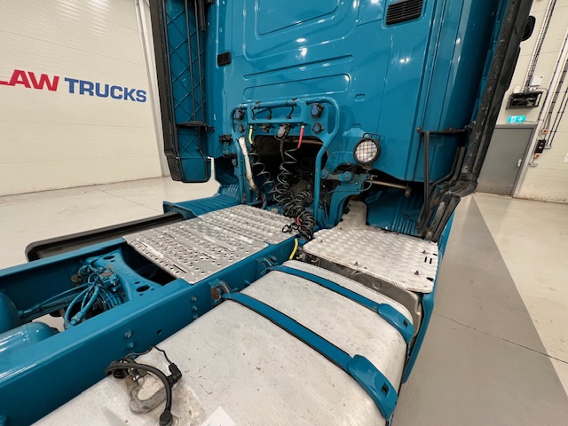 Scania R410 4×2 Sleeper Cab Tractor Unit