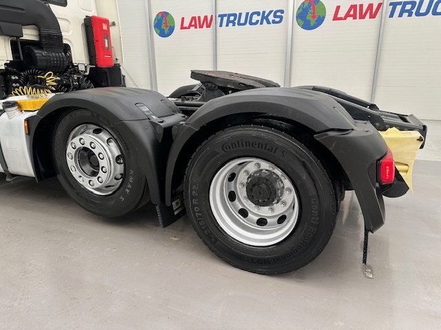 DAF CF 450 6×2 Space Cab Tractor Unit