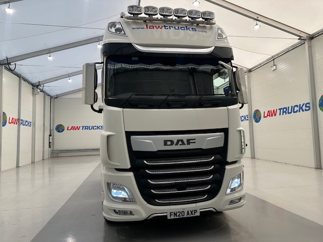 DAF XF 530 6×2 Midlift Tractor Unit