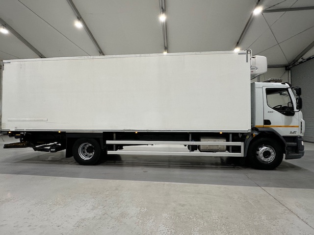 DAF LF 220 Day Cab Fridge Box