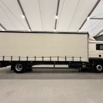 MAN TGM 18.250 4×2 Sleeper Cab Curtainsider - thumbnail