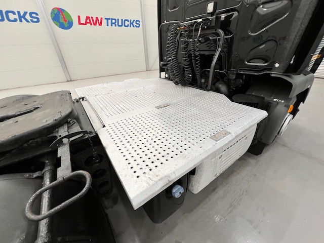 DAF LF 260 4×2 Rest Cab Tractor Unit