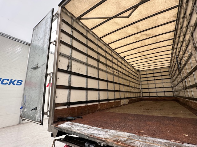 Scania P280 4×2 Sleeper Cab Box Van