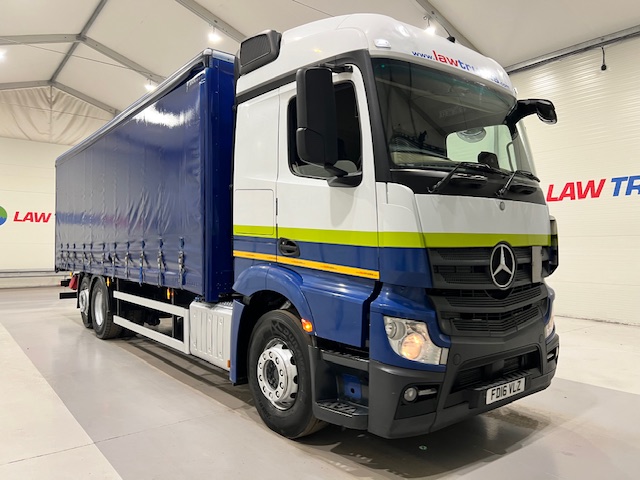 Mercedes Actros 2530 6×2 Sleeper Cab Curtainsider