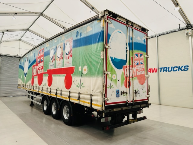 Don Bur Tri Axle 4.40m Curtainsider Trailer