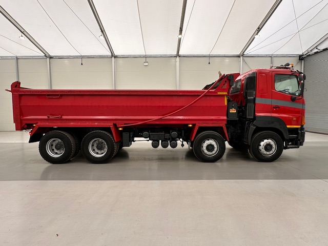 Hino 3241 700 8×4 Sleeper Cab Steel Tipper