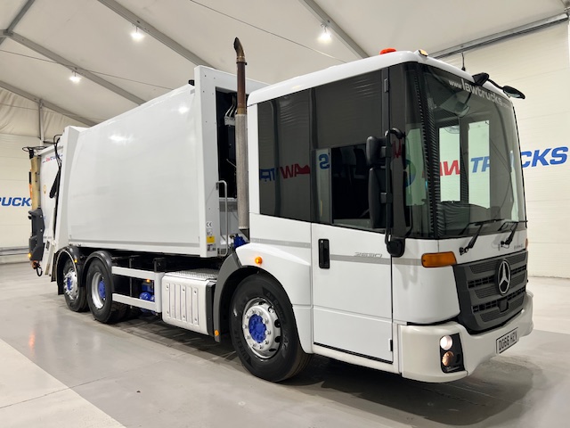 Mercedes Econic 2630 6×2 Refuse Bin Lorry
