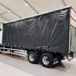 Volvo FM9 260 10 Tyre Sleeper Cab Curtainsider - thumbnail