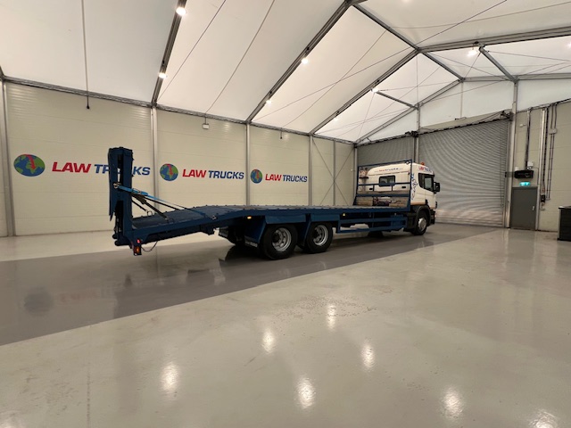 Scania 114 340 6×2 Sleeper Cab Beavertail