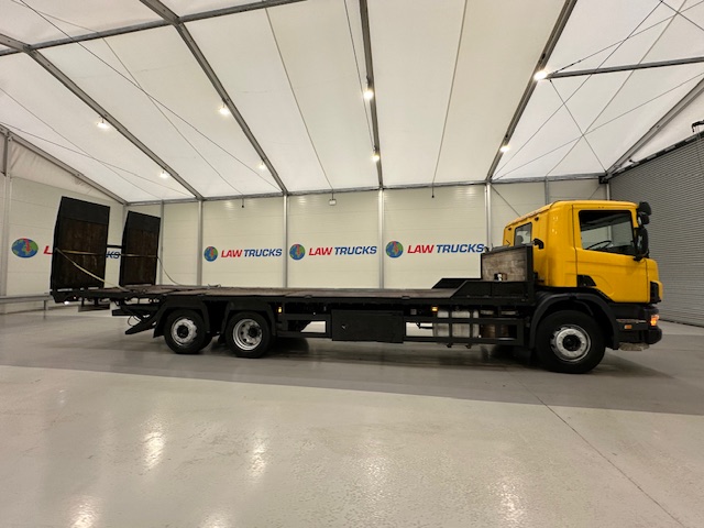 Scania 114 340 6×2 Rear Lift Day Cab Beavertail