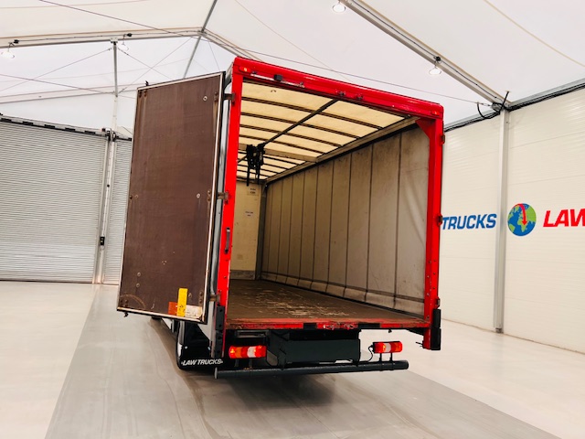 Mercedes Atego 816 Day Cab Curtainsider