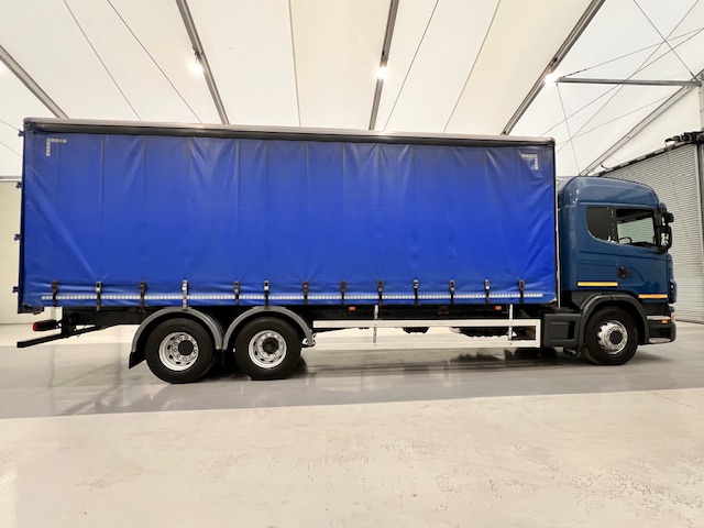 Scania G440 6×2 10 Tyre Sleeper Cab Curtainsider