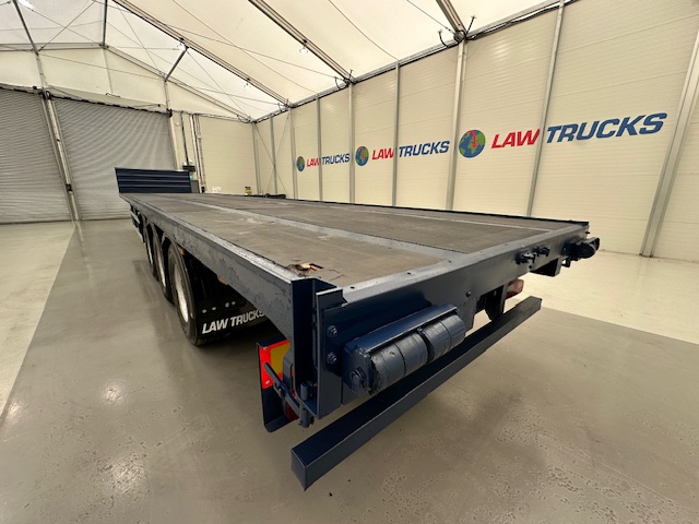 Concept Tri Axle Flatbed Trailer