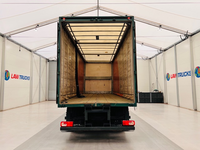 DAF CF75 310 6×2 Rear Lift Day Cab Curtainsider