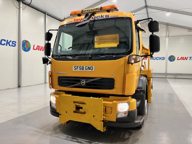 Volvo FE 240 4×2 Day Cab Gritter