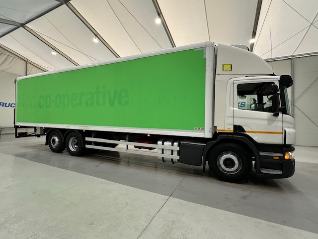 Scania P280 6×2 Rear Lift Day Cab Fridge Box Manual