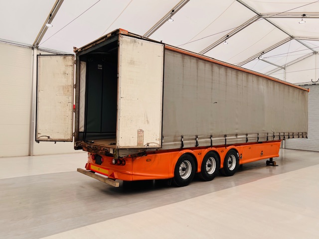 Don Bur Tri Axle 4.2m Curtainsider Trailer