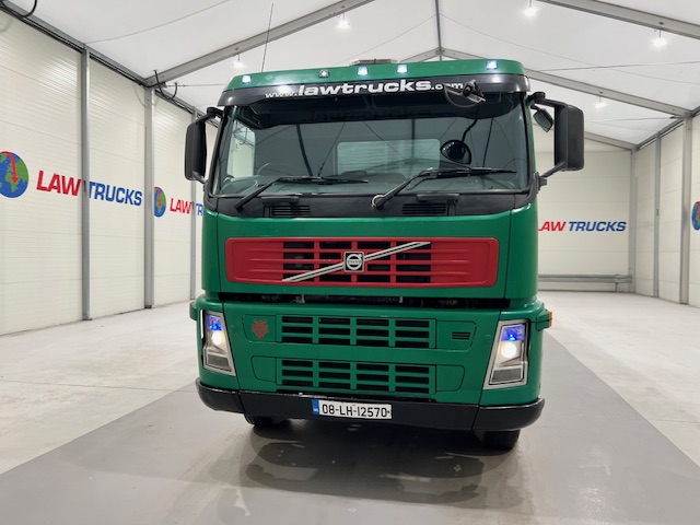 Volvo FM 400 8×4 Day Cab Tipper