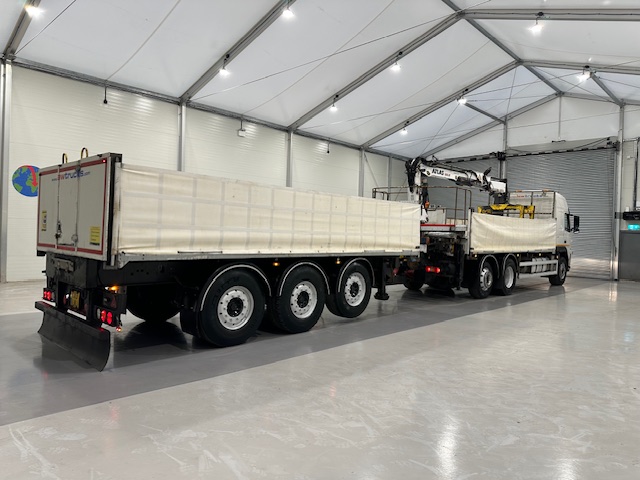 Volvo FM 450 Dropside Brick Grab Drawbar