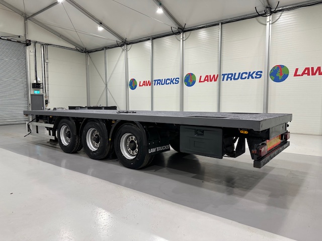 Weightlifter Tri Axle Flatbed Drawbar Trailer