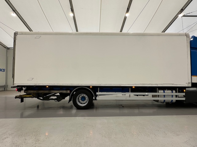 Scania P250 4×2 Sleeper Cab Fridge Box