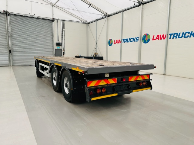 Fruehauf  Tri Axle Flatbed Drawbar Trailer