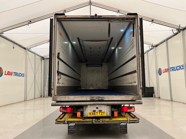 Scania P250 4×2 Sleeper Cab Fridge Box