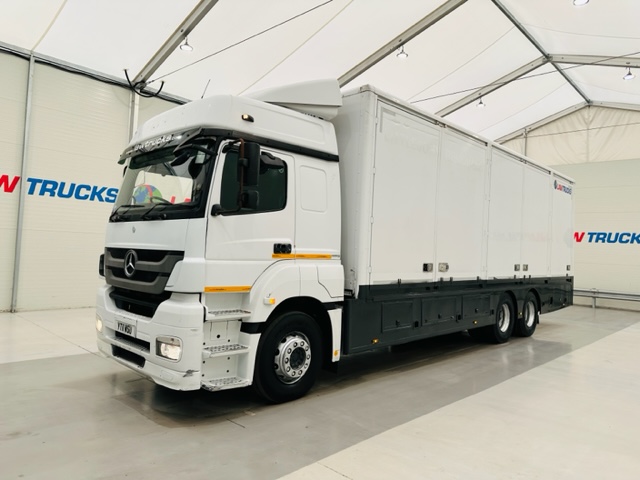 Mercedes 2543 6×2 10 Tyre Rear Lift Sleeper Cab Box Van