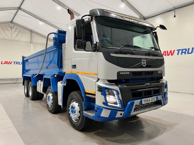 Volvo FMX 410 8×4 Day Cab Steel Tipper