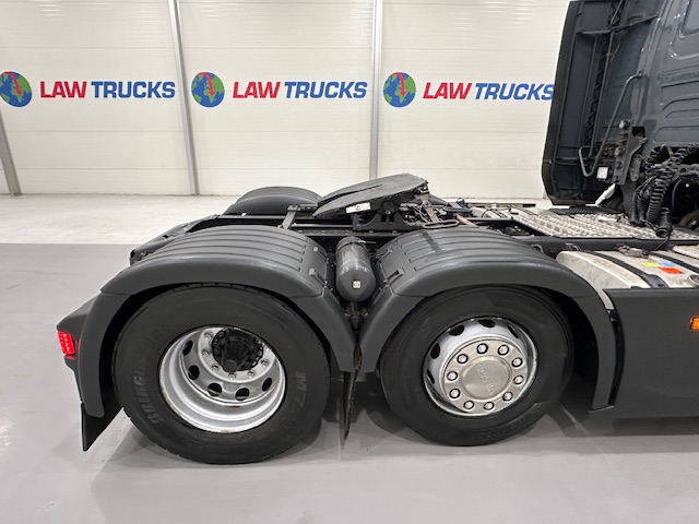 Scania R450 6×2 Midlift Highline Tractor Unit