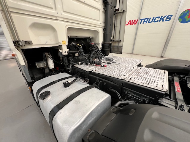 DAF XF105 460 6×2 Space Cab Tractor Unit