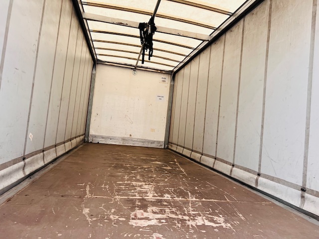 Mercedes Atego 816 Day Cab Curtainsider