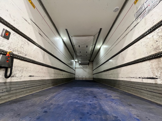 Scania P250 4×2 Sleeper Cab Fridge Box